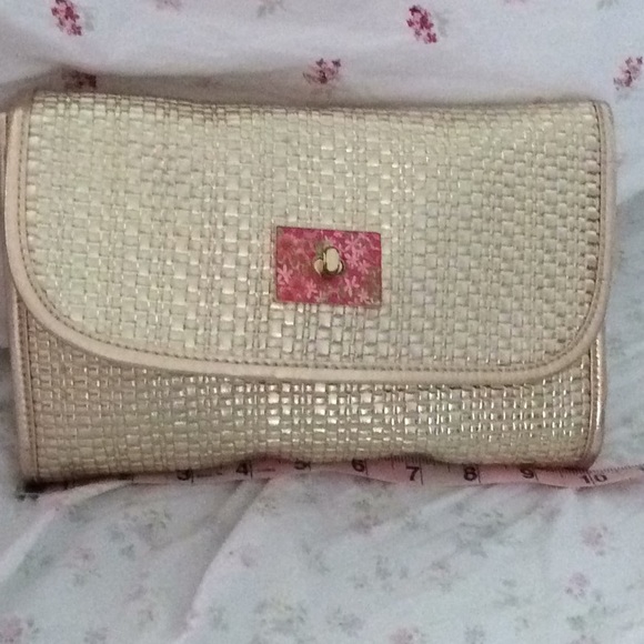 Lilly Pulitzer Handbags - SOLD Lilly Pulitzer gold handbag clutch SOLD